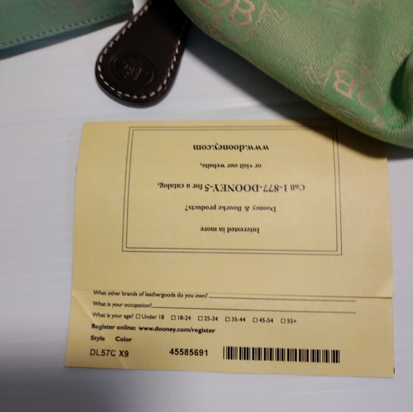 New Dooney &  Bourke 4 piece handbag set - Picture 6 of 9